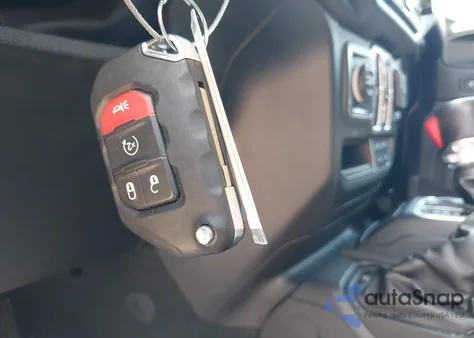 2022 Jeep Wrangler Unlimited Sahara 4X4 from USA, damaged, VIN 1C4HJXEN2NW241415